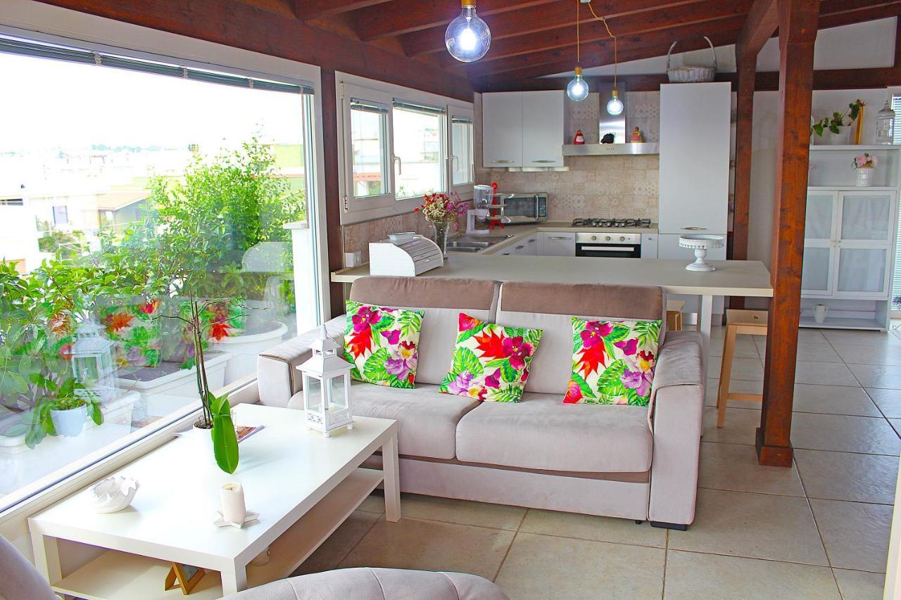 B&B White คาซาราโน ภายนอก รูปภาพ